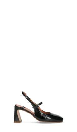 ANGEL ALARCON Decollete donna nera in pelle verniciata